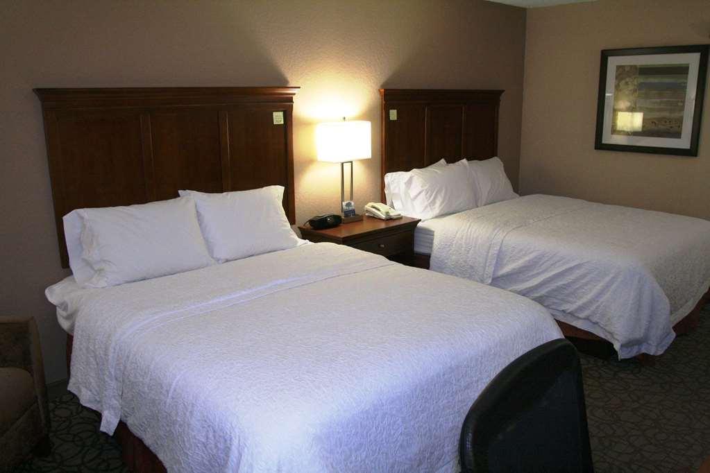 Hampton Inn Γκέινσβιλ Δωμάτιο φωτογραφία