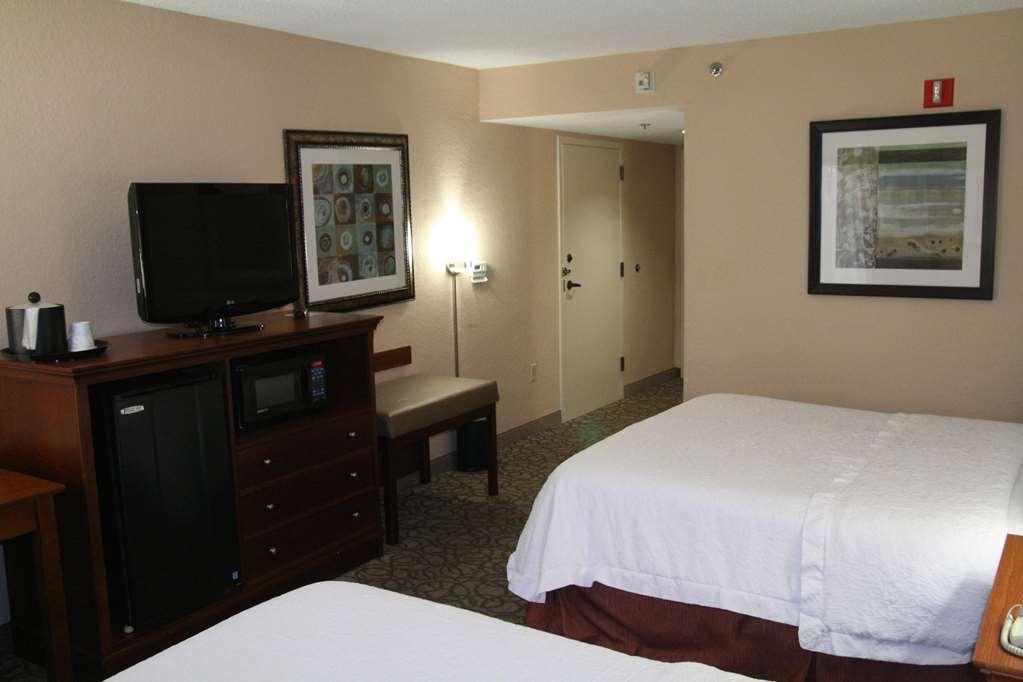 Hampton Inn Γκέινσβιλ Δωμάτιο φωτογραφία